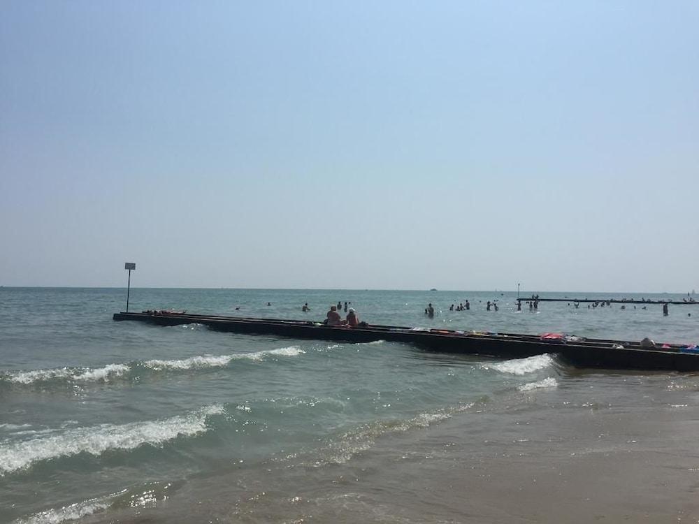 Hotel Bolivar Lido di Jesolo Bagian luar foto