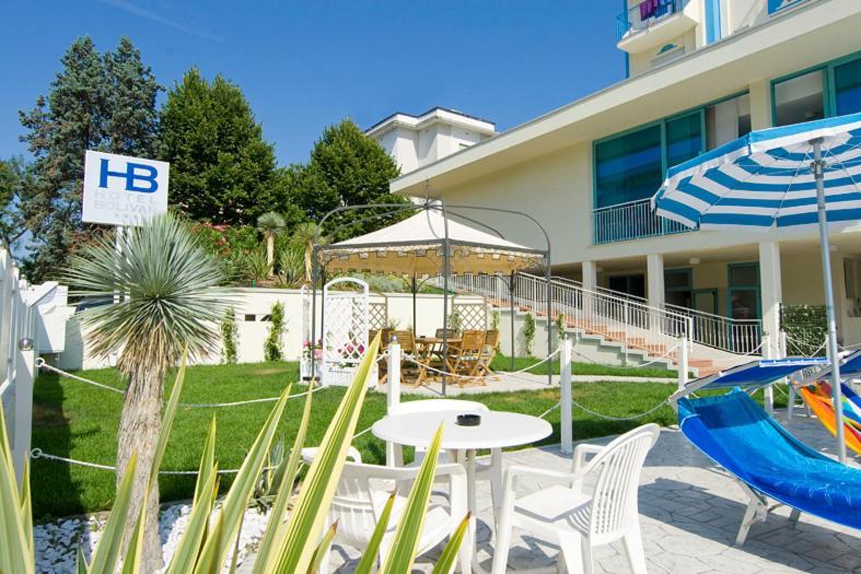 Hotel Bolivar Lido di Jesolo Bagian luar foto